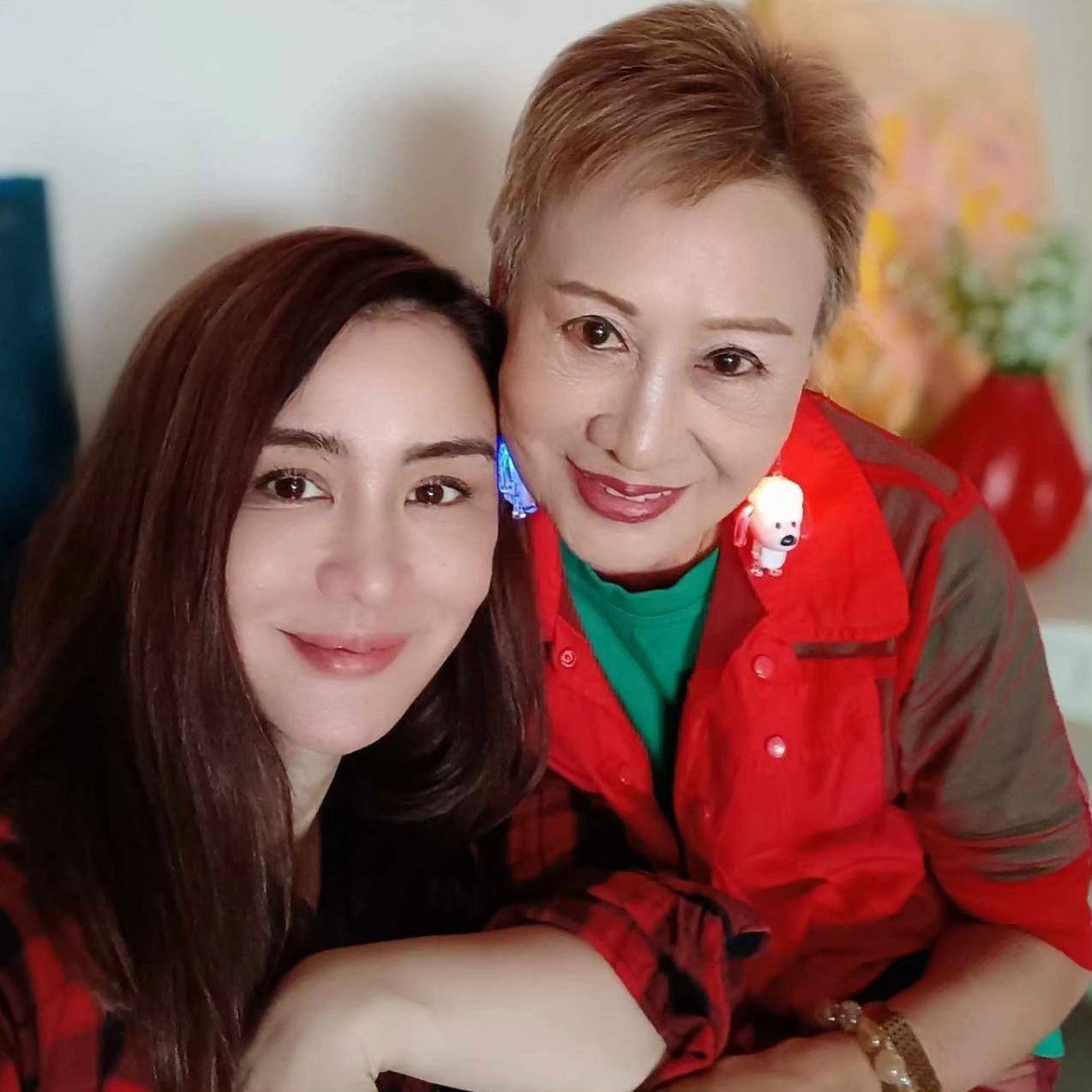 นิกกี้ - นิโคล เทริโอ