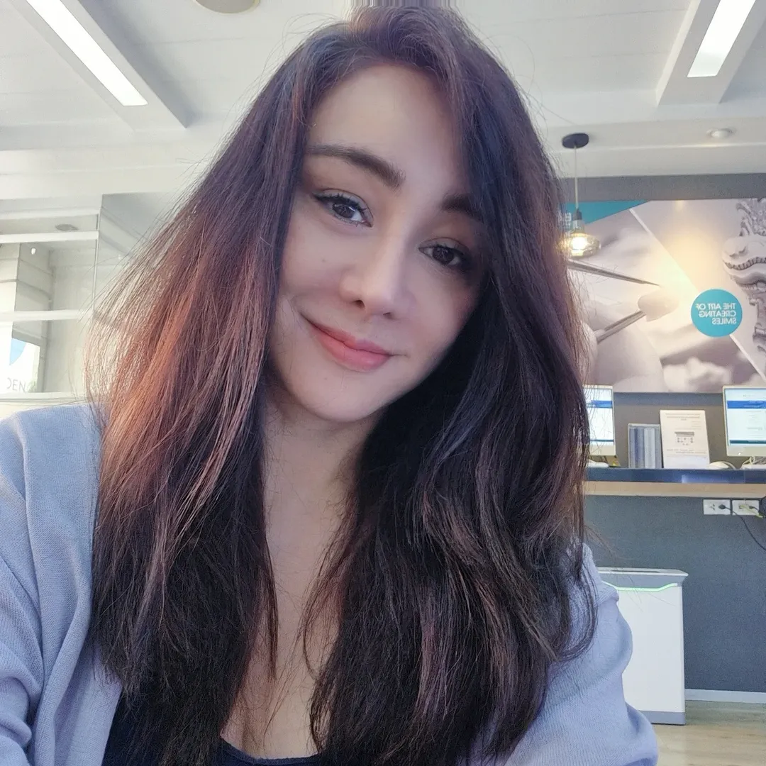 นิกกี้ - นิโคล เทริโอ