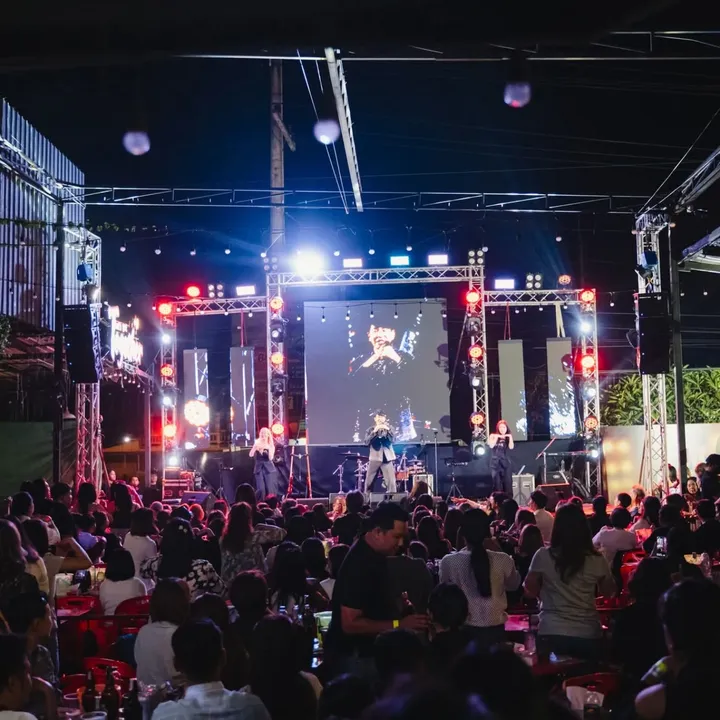 นิกกี้ - นิโคล เทริโอ