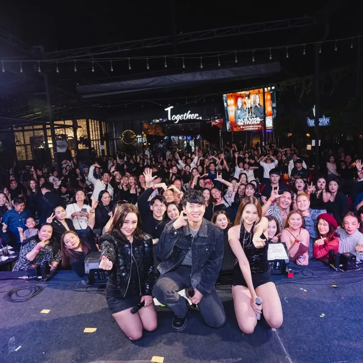 นิกกี้ - นิโคล เทริโอ