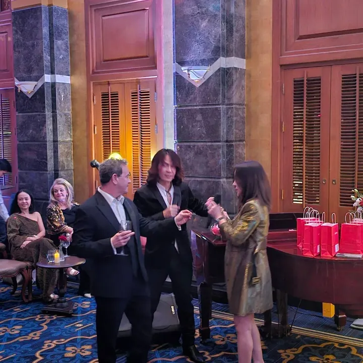 นิกกี้ - นิโคล เทริโอ