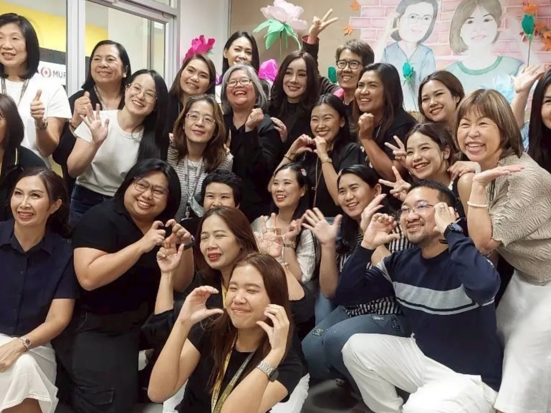 นิกกี้ - นิโคล เทริโอ