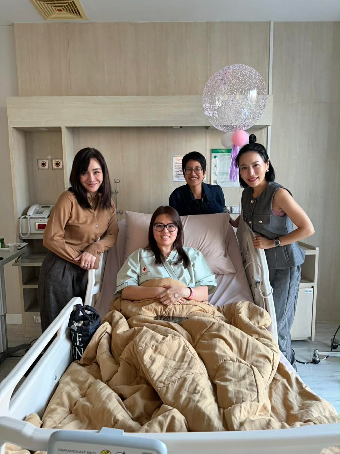 นิกกี้ - นิโคล เทริโอ