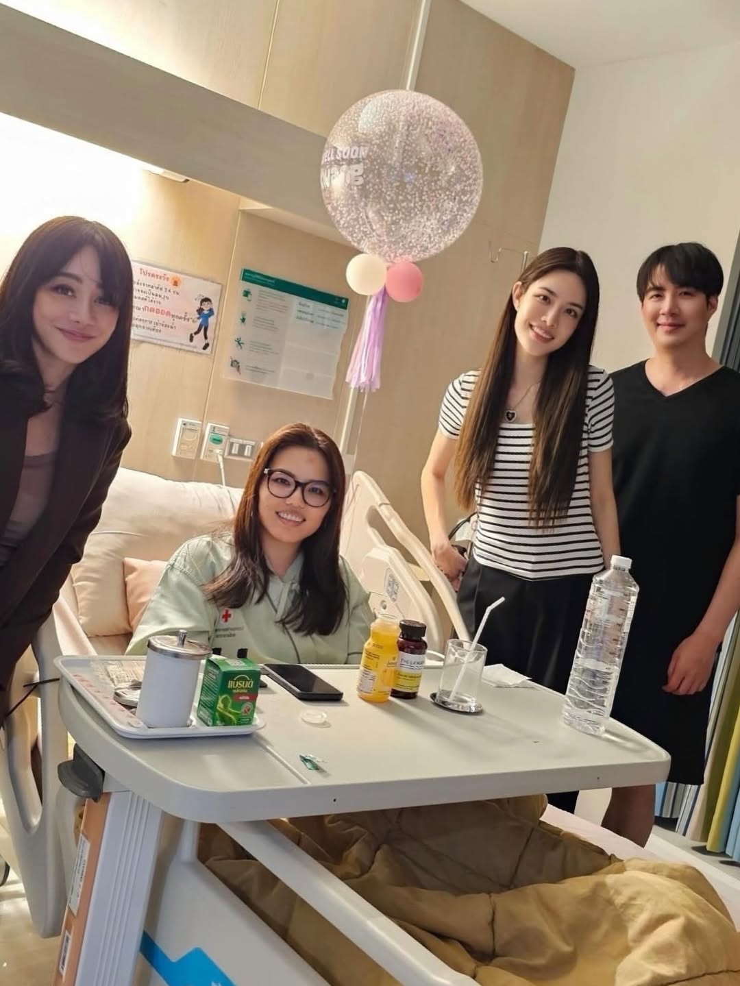 นิกกี้ - นิโคล เทริโอ