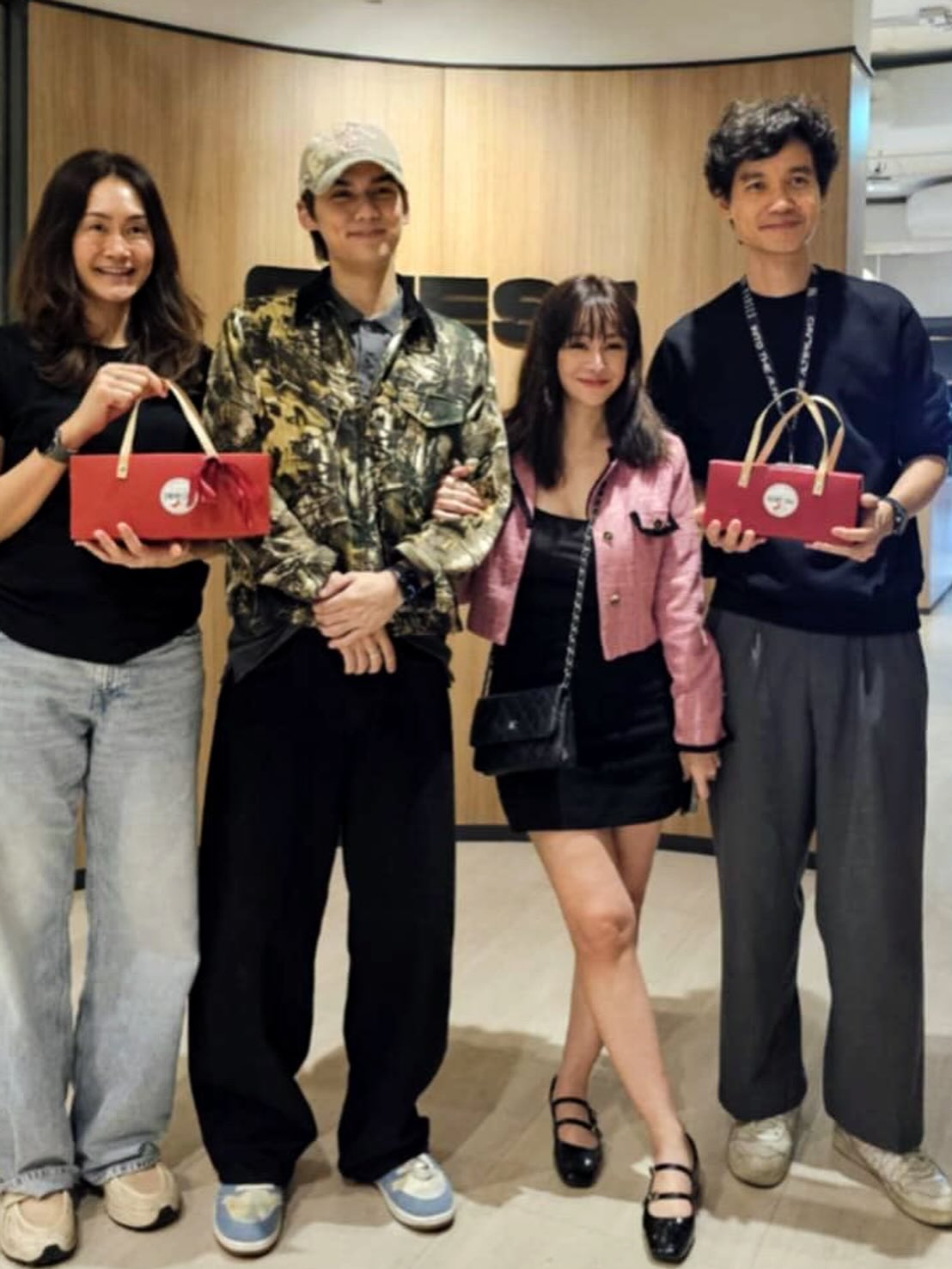 นิกกี้ - นิโคล เทริโอ