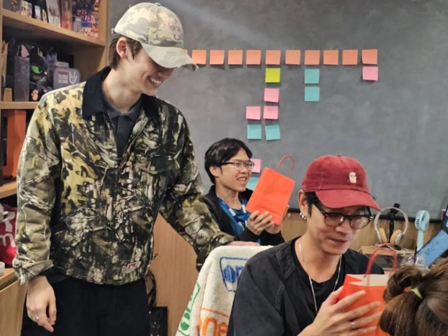 นิกกี้ - นิโคล เทริโอ