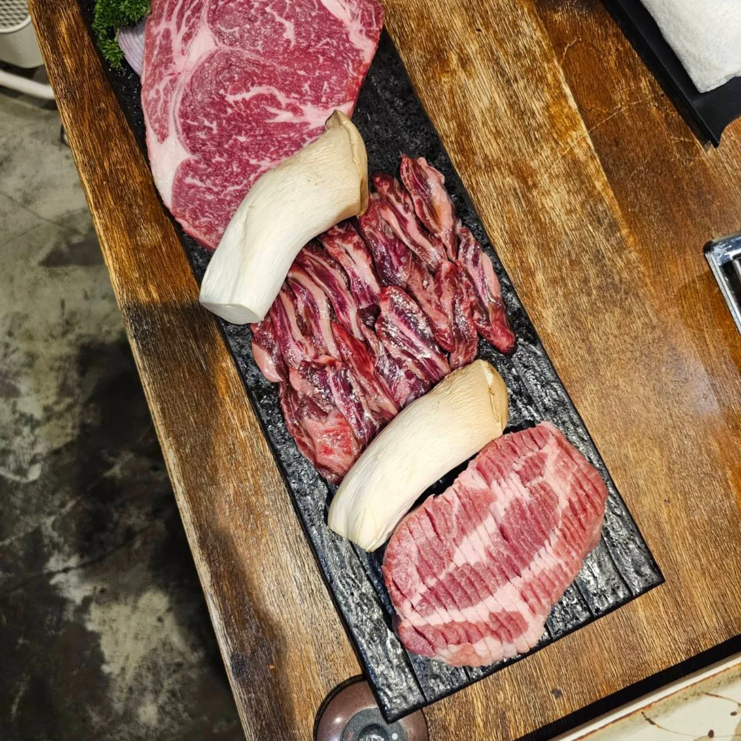 นิกกี้ - นิโคล เทริโอ