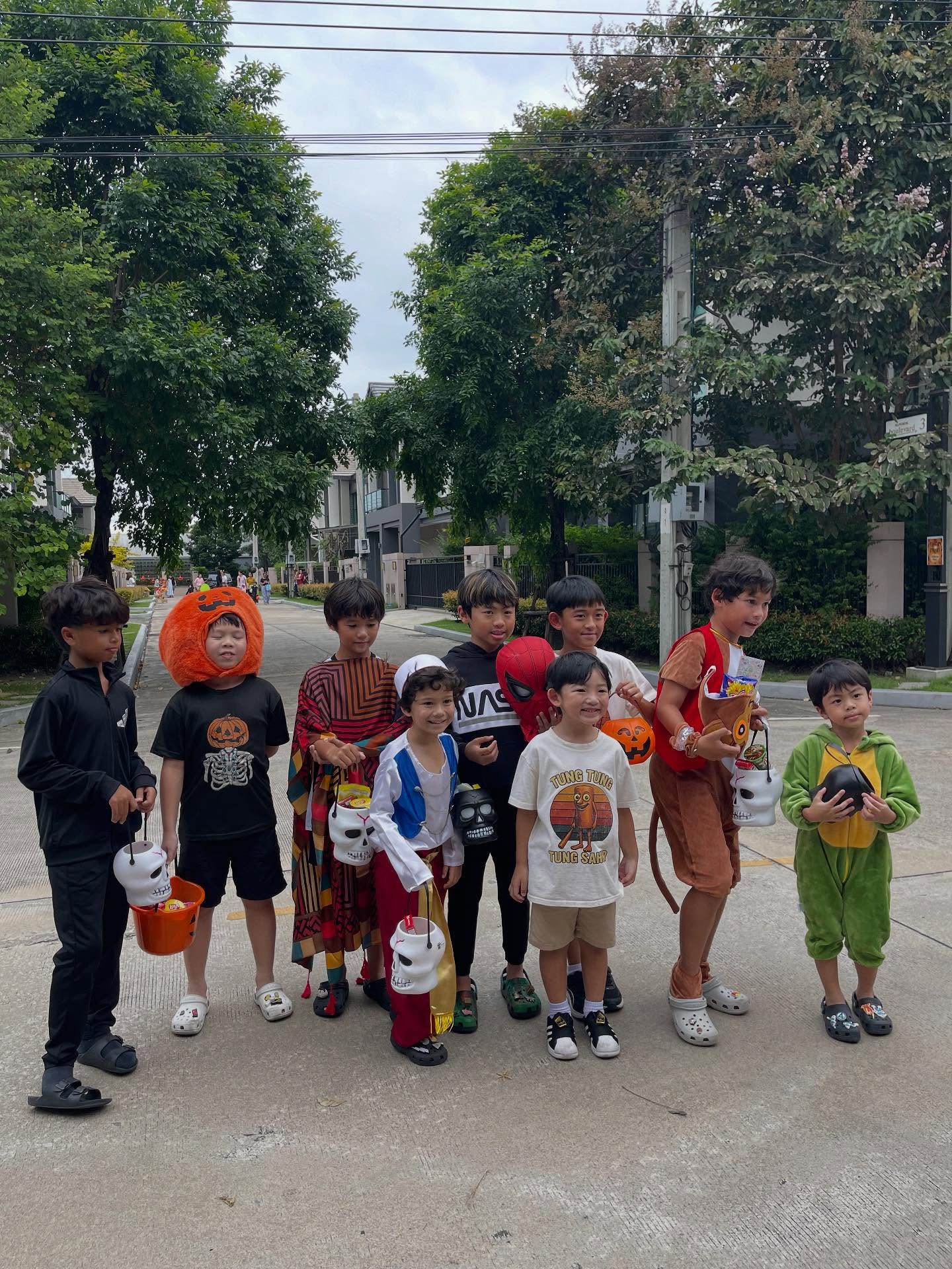 ชาย - ชาตโยดม หิรัญยัษฐิติ