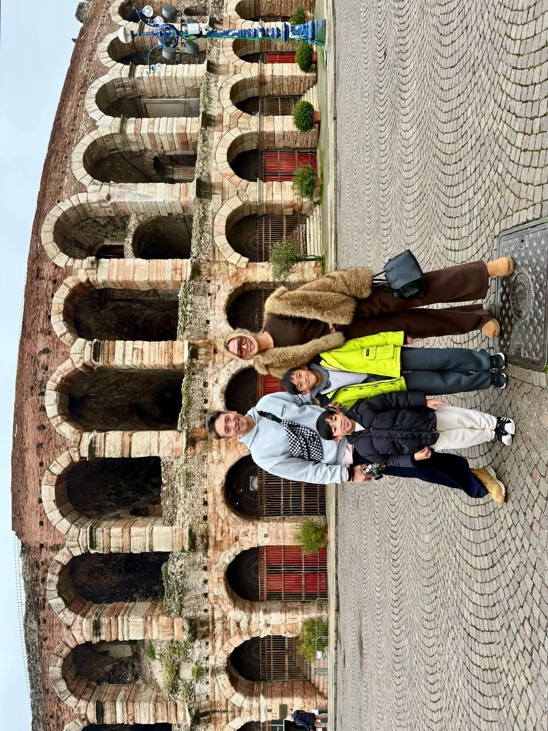 ชาย - ชาตโยดม หิรัญยัษฐิติ