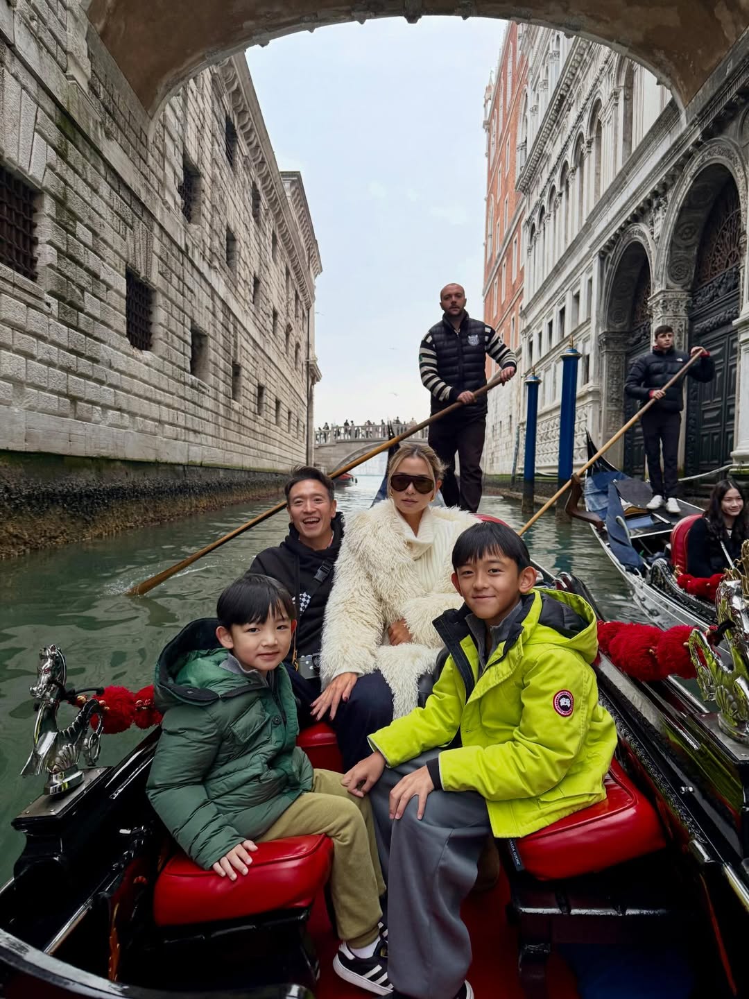 ชาย - ชาตโยดม หิรัญยัษฐิติ