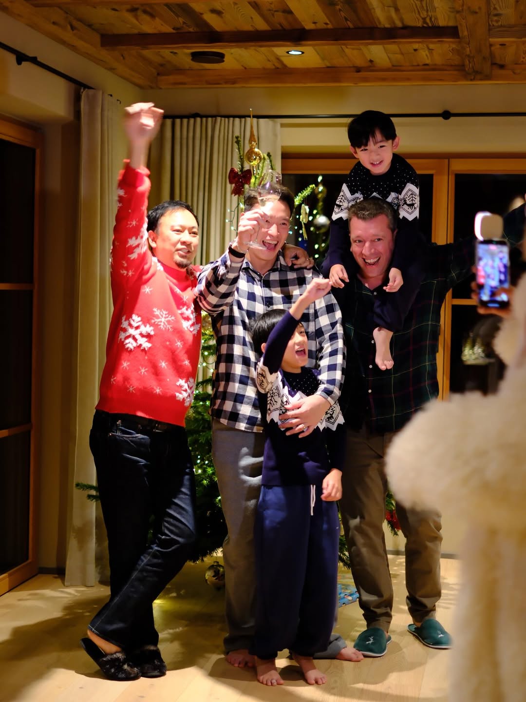 ชาย - ชาตโยดม หิรัญยัษฐิติ