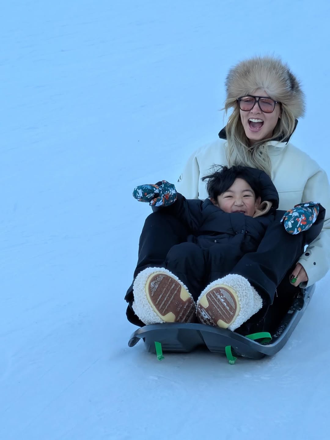 ชาย - ชาตโยดม หิรัญยัษฐิติ