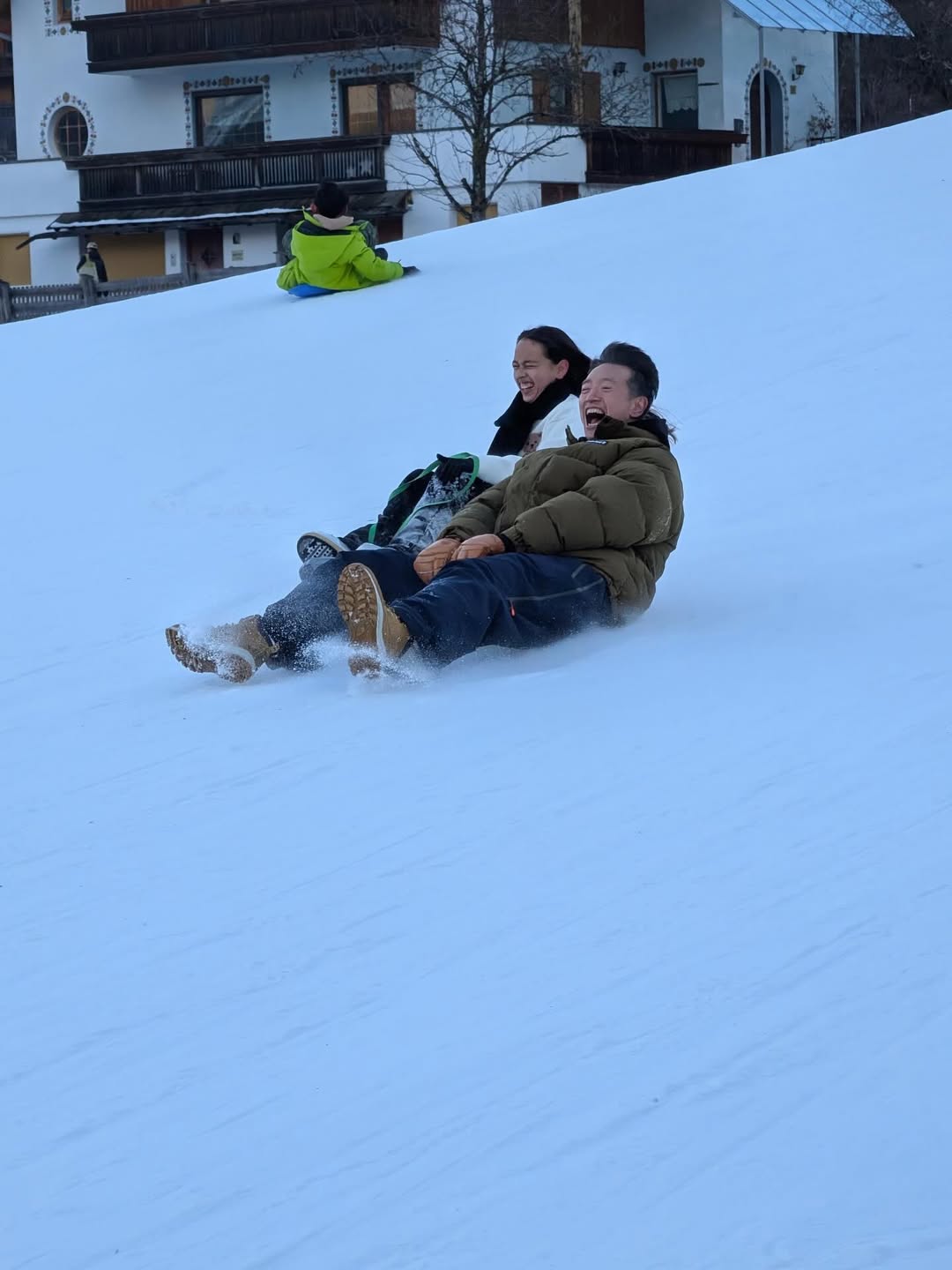 ชาย - ชาตโยดม หิรัญยัษฐิติ