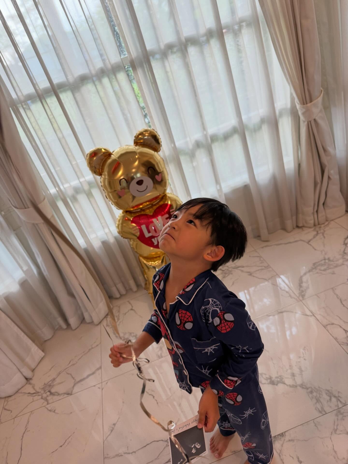 ชาย - ชาตโยดม หิรัญยัษฐิติ