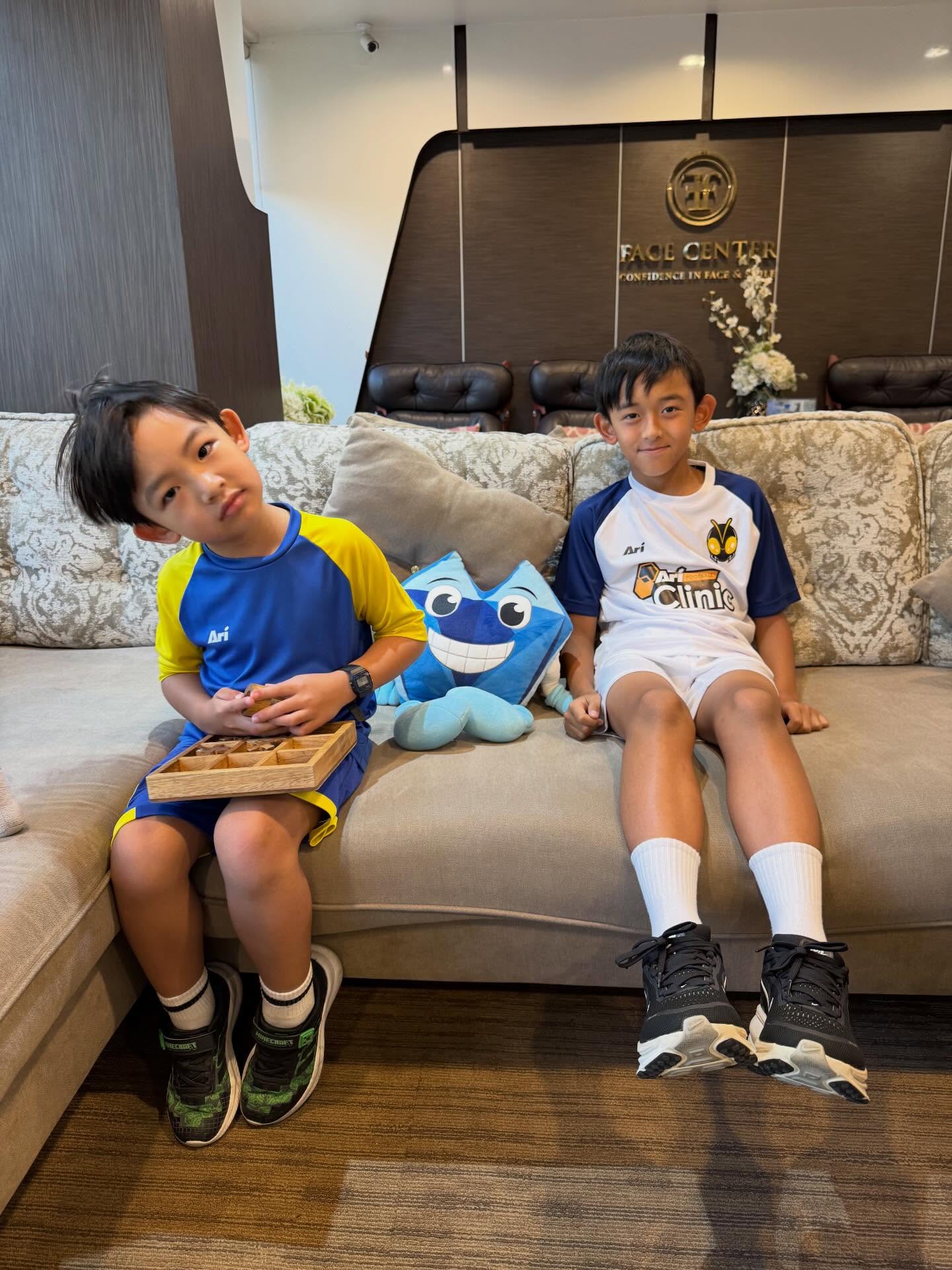 ชาย - ชาตโยดม หิรัญยัษฐิติ