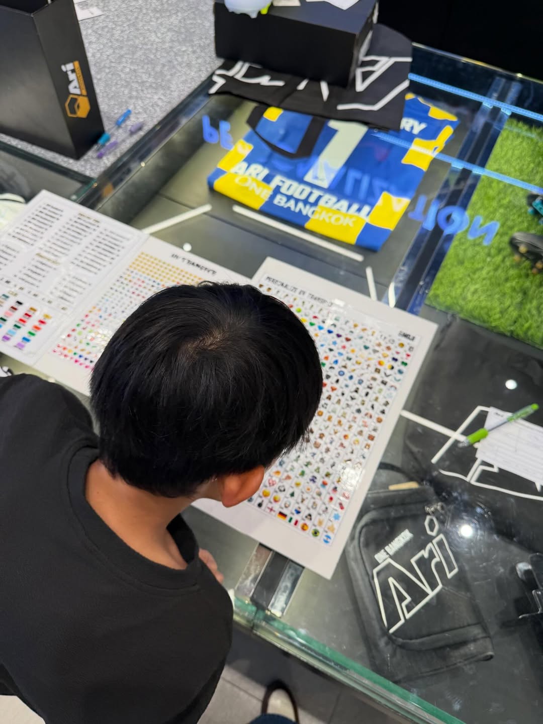 ชาย - ชาตโยดม หิรัญยัษฐิติ