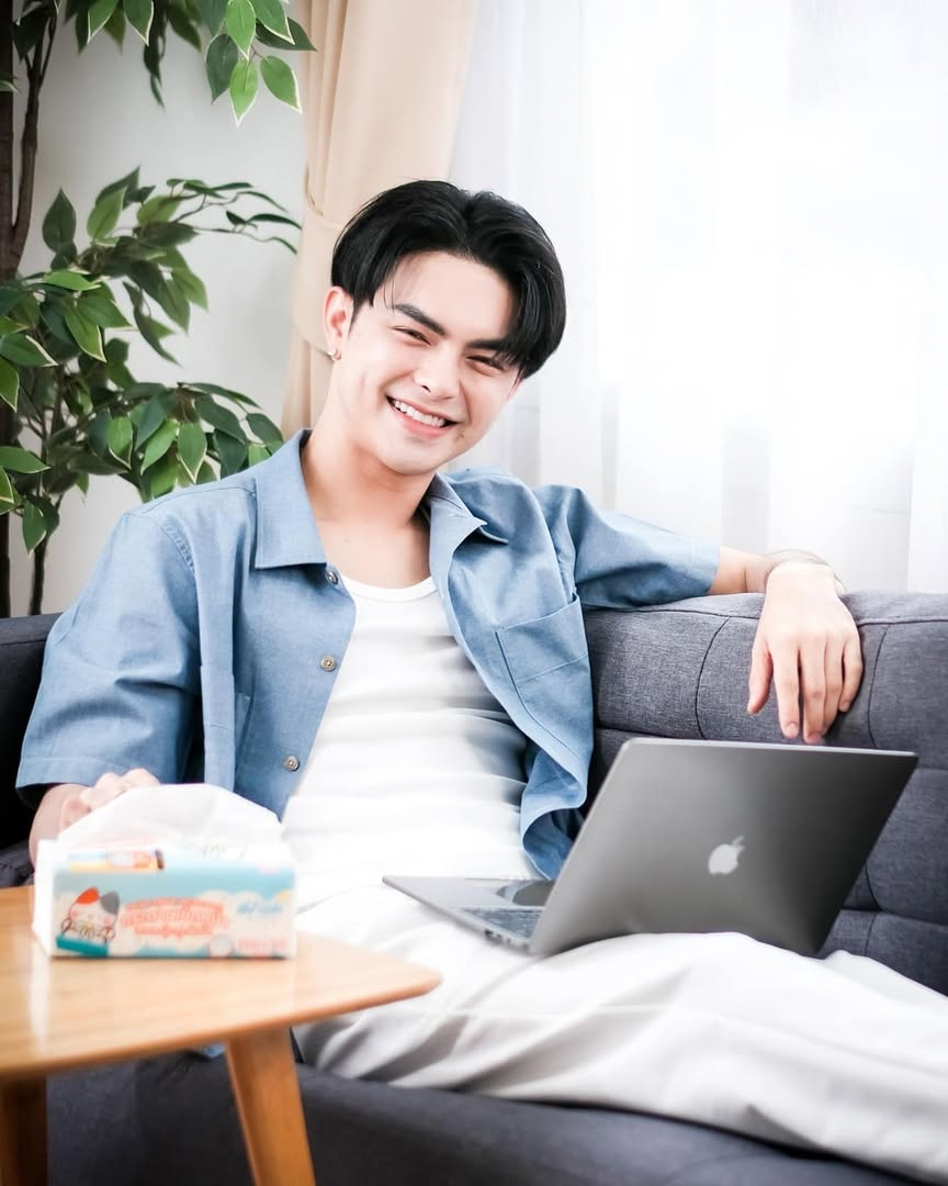 แบงค์ - ศรราม น้ำเพชร