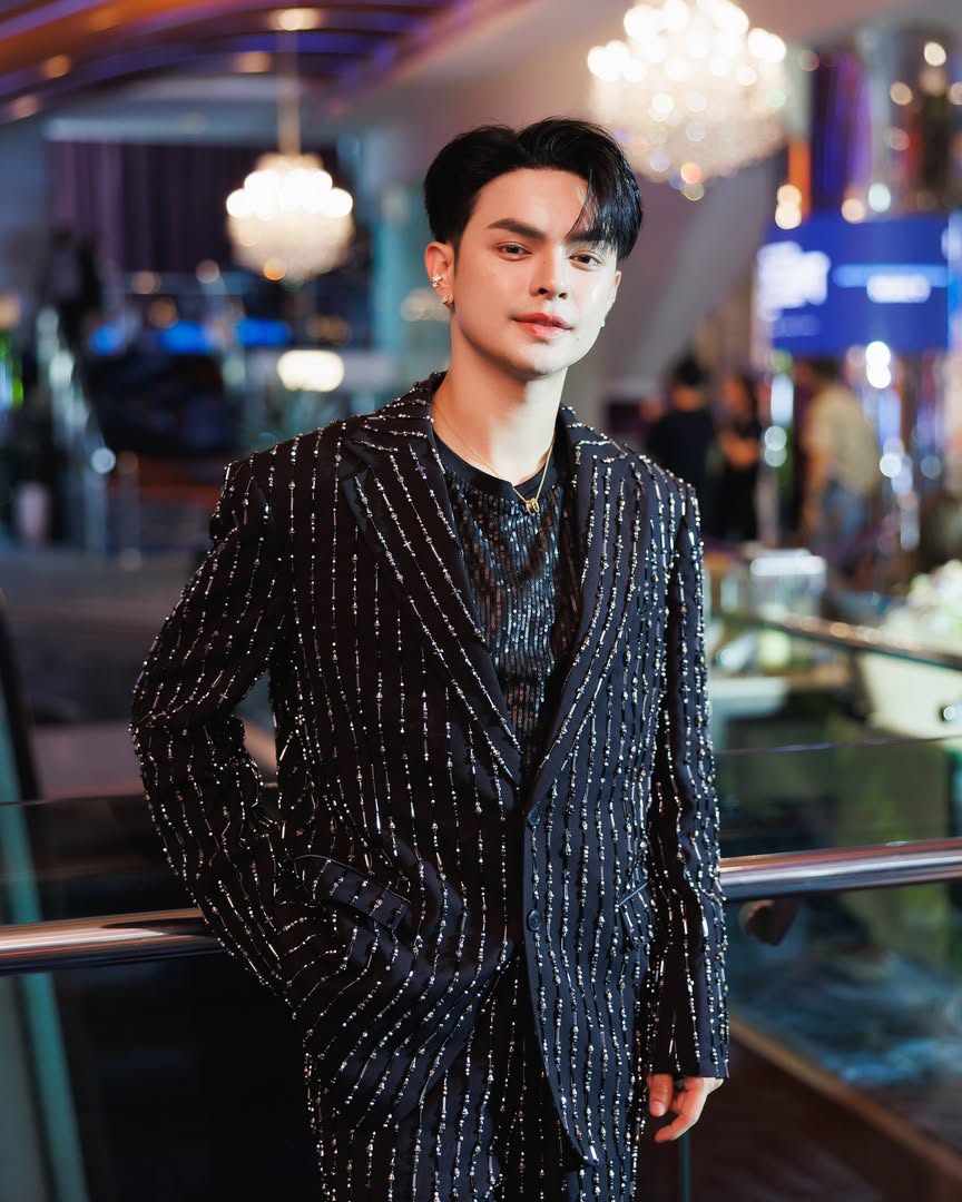 แบงค์ - ศรราม น้ำเพชร