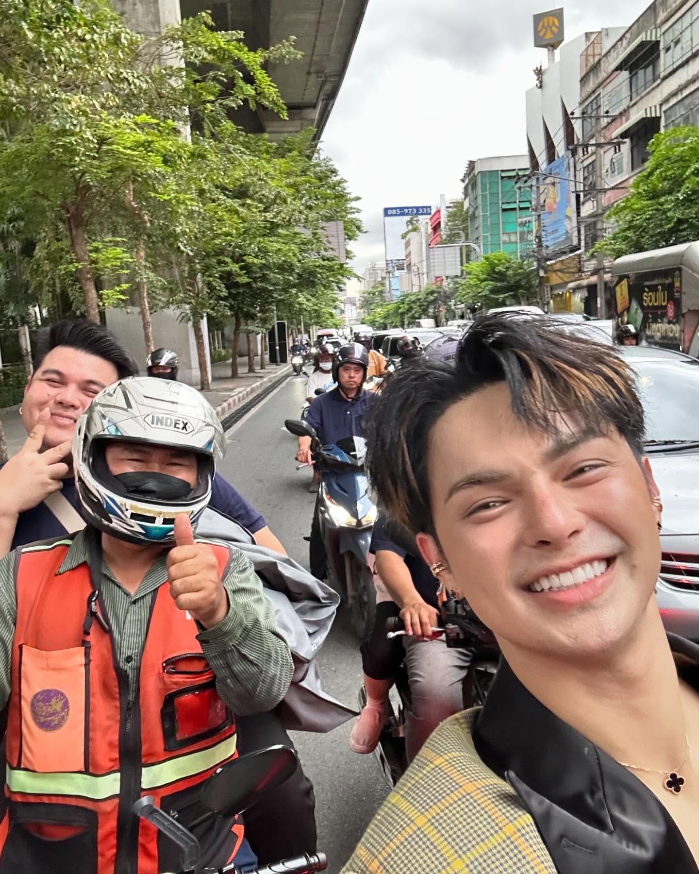 แบงค์ - ศรราม น้ำเพชร