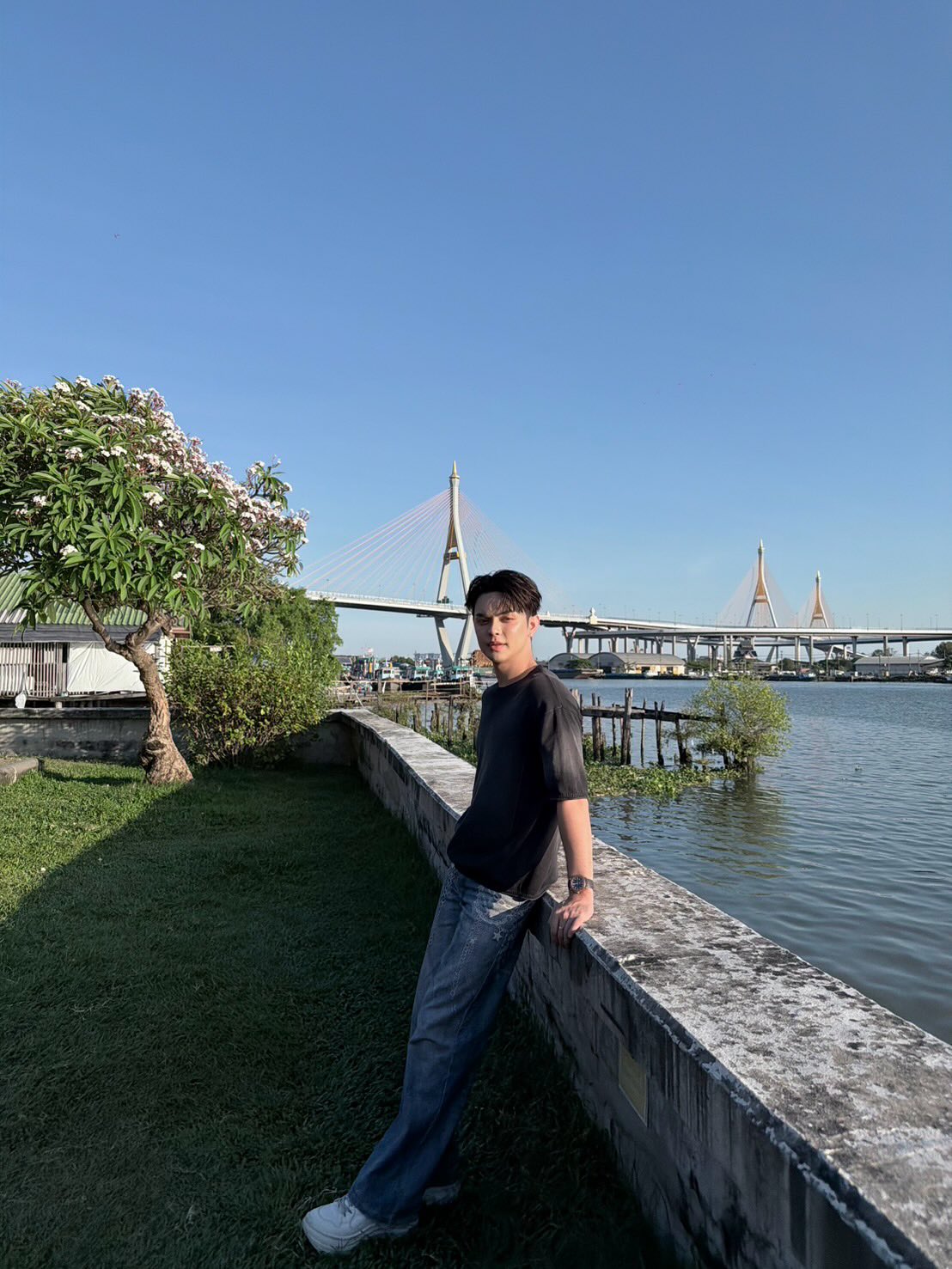 แบงค์ - ศรราม น้ำเพชร