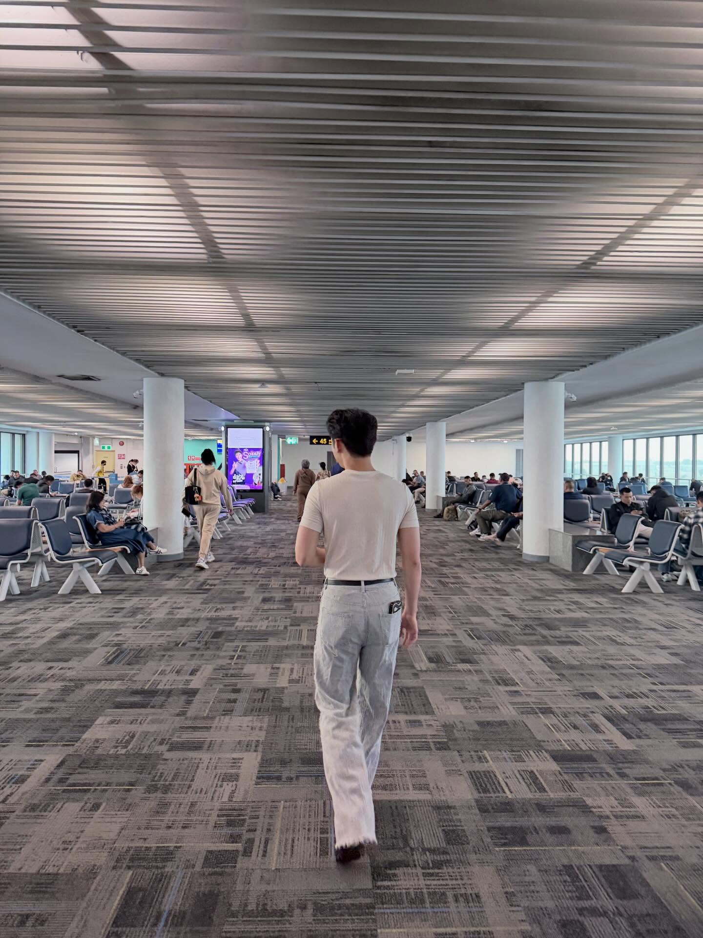 แบงค์ - ศรราม น้ำเพชร