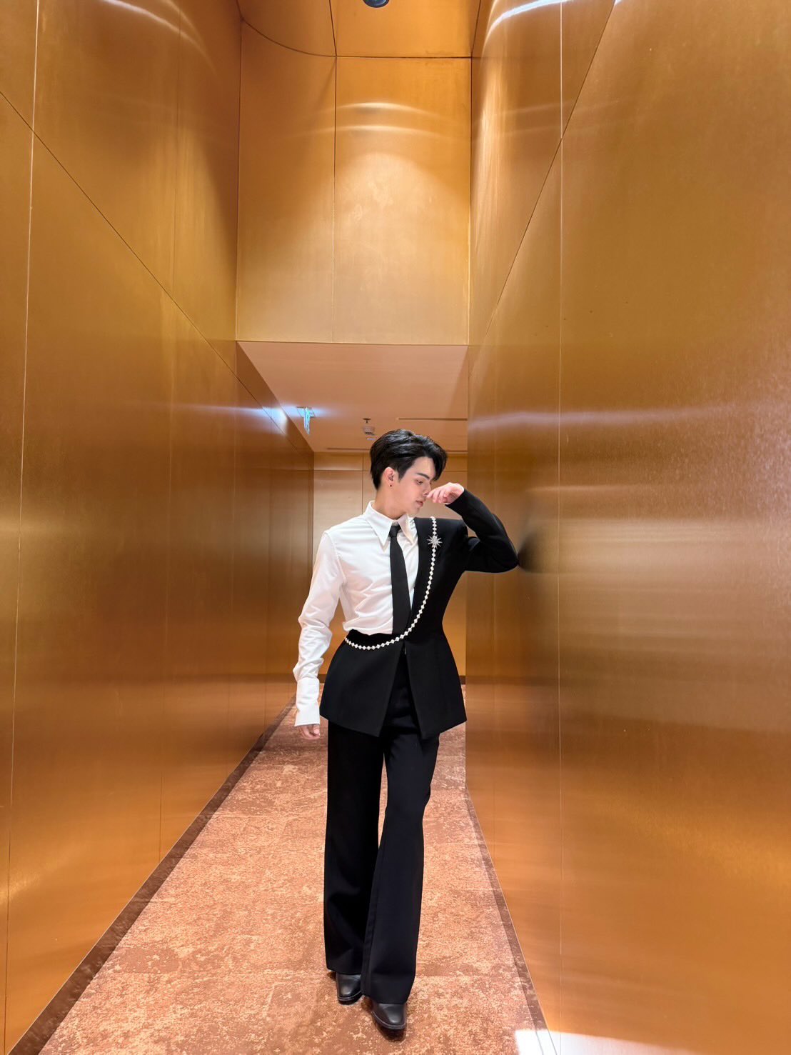 แบงค์ - ศรราม น้ำเพชร