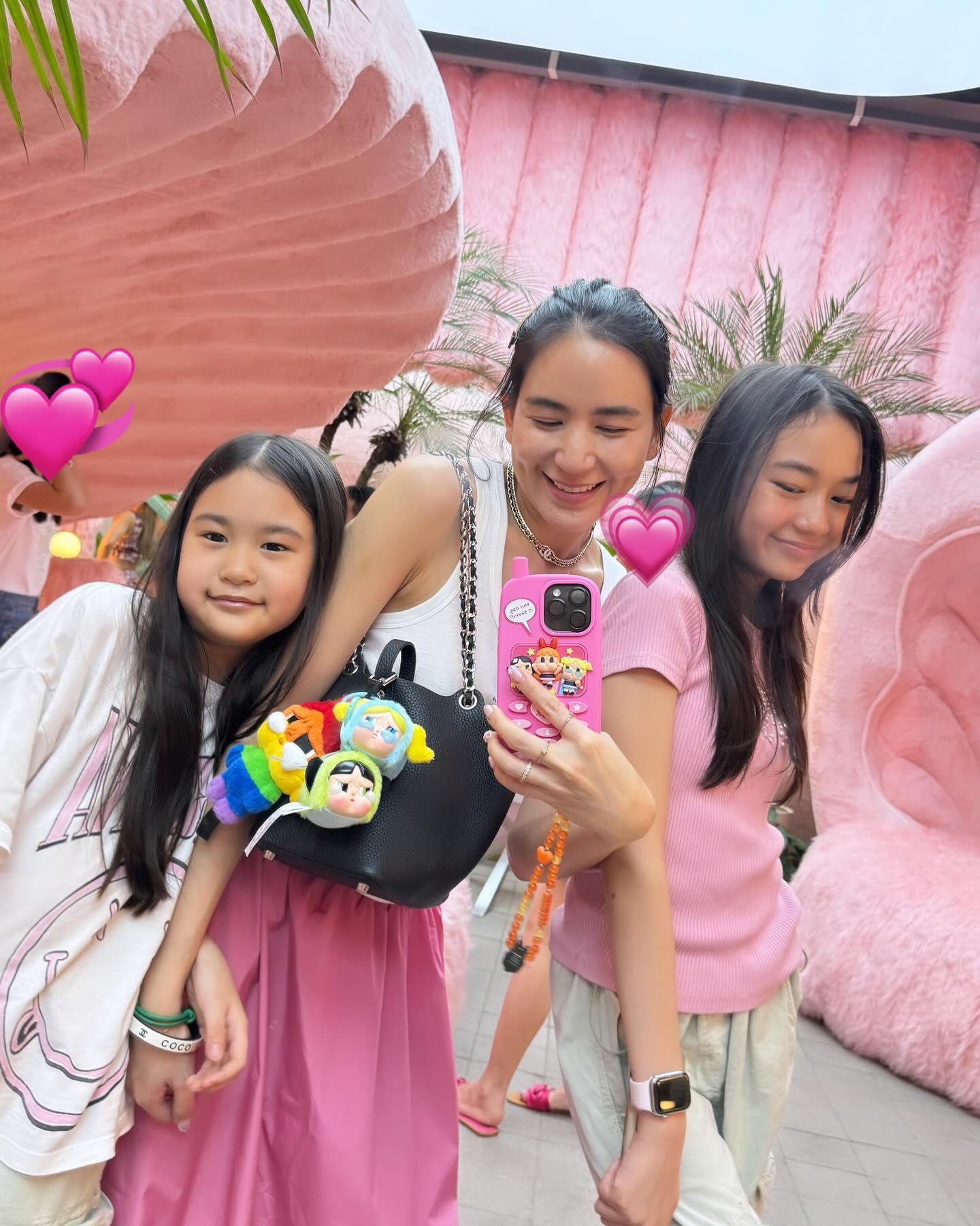 พลอย - ชิดจันทร์ ห่ง