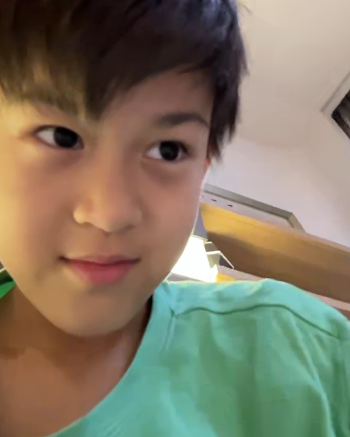 พลอย - ชิดจันทร์ ห่ง