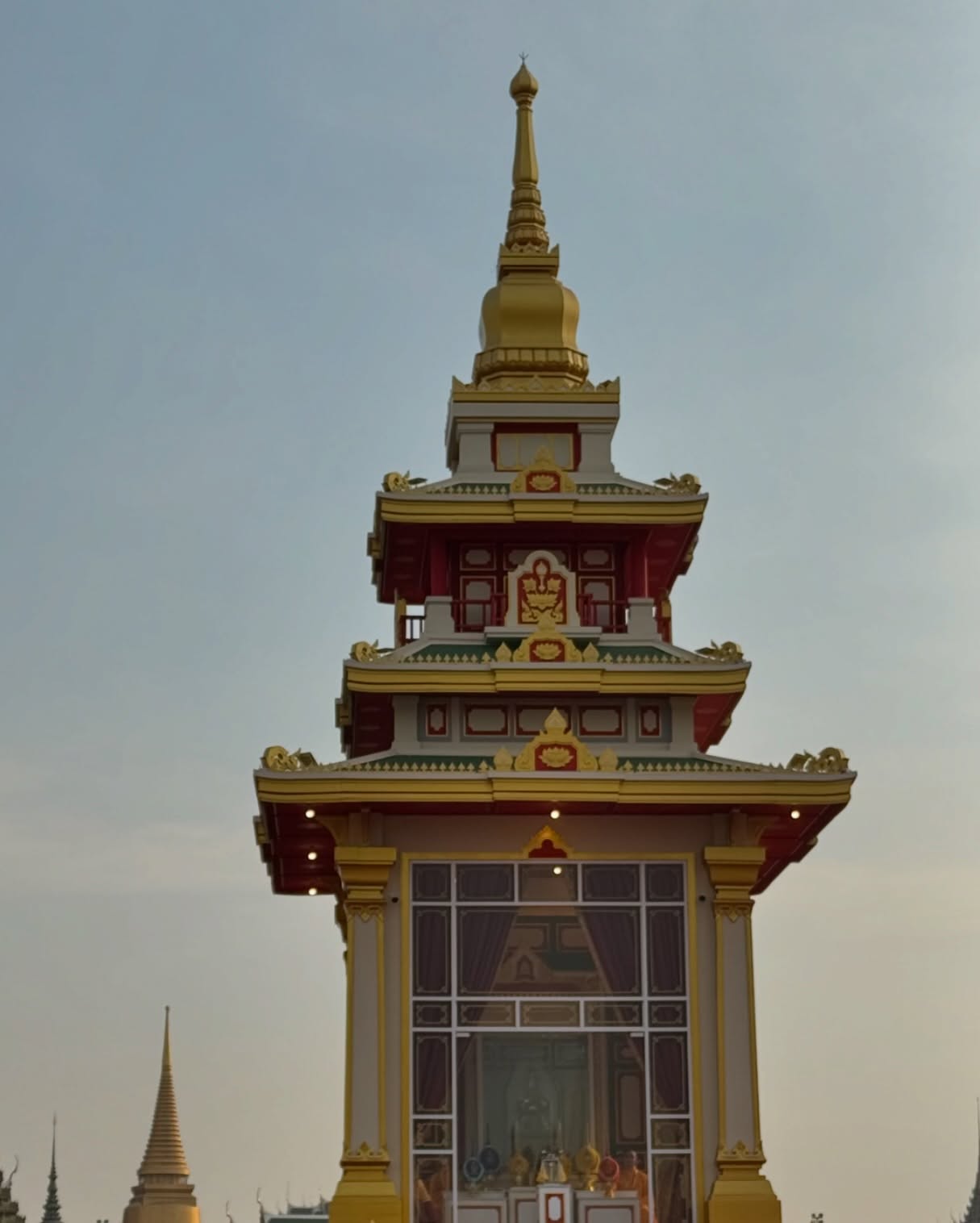 พลอย - ชิดจันทร์ ห่ง