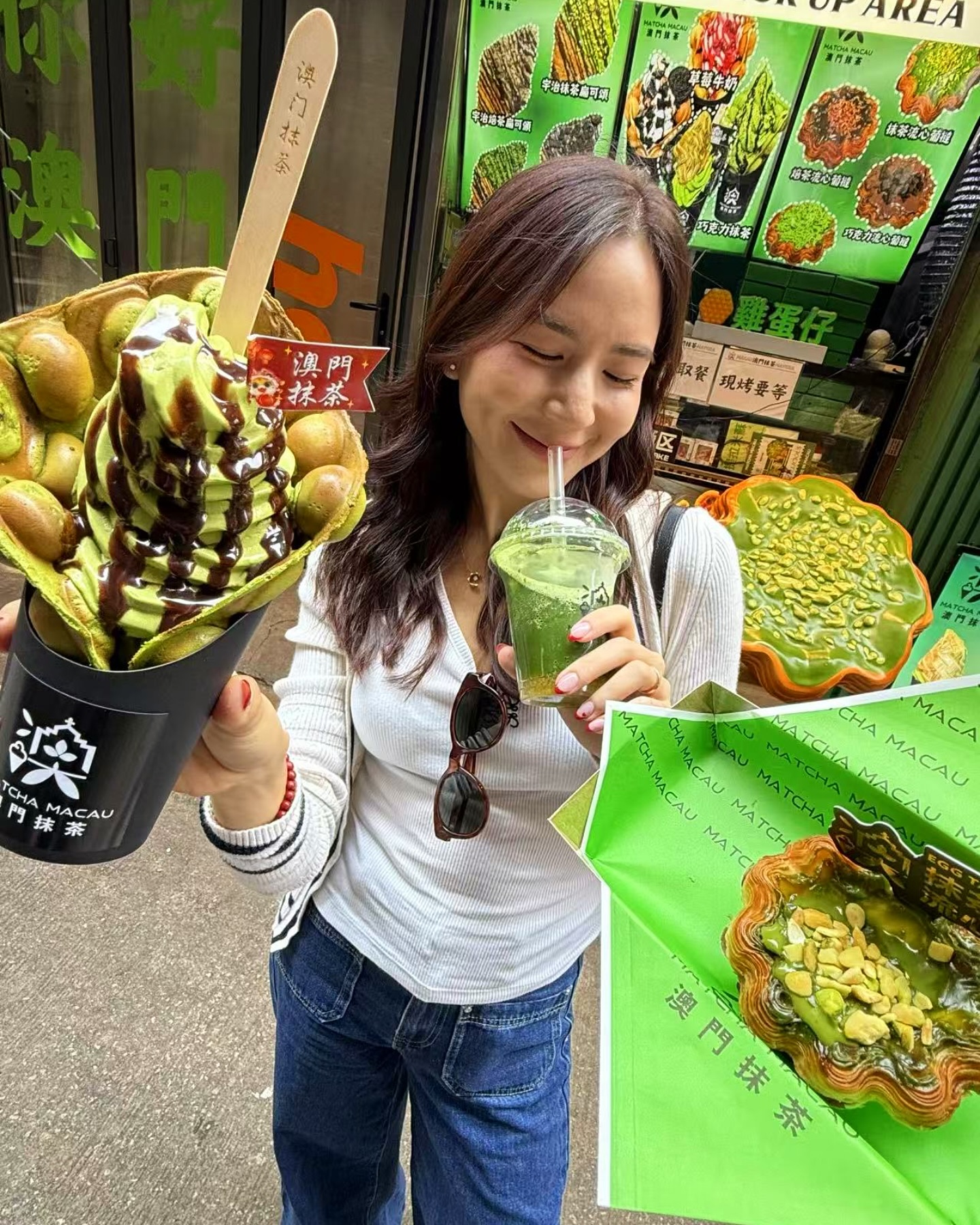 พลอย - ชิดจันทร์ ห่ง