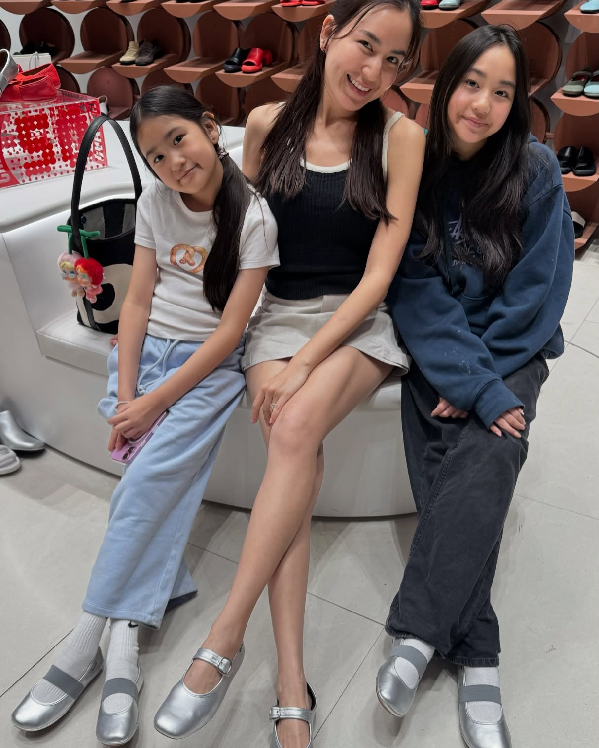 พลอย - ชิดจันทร์ ห่ง