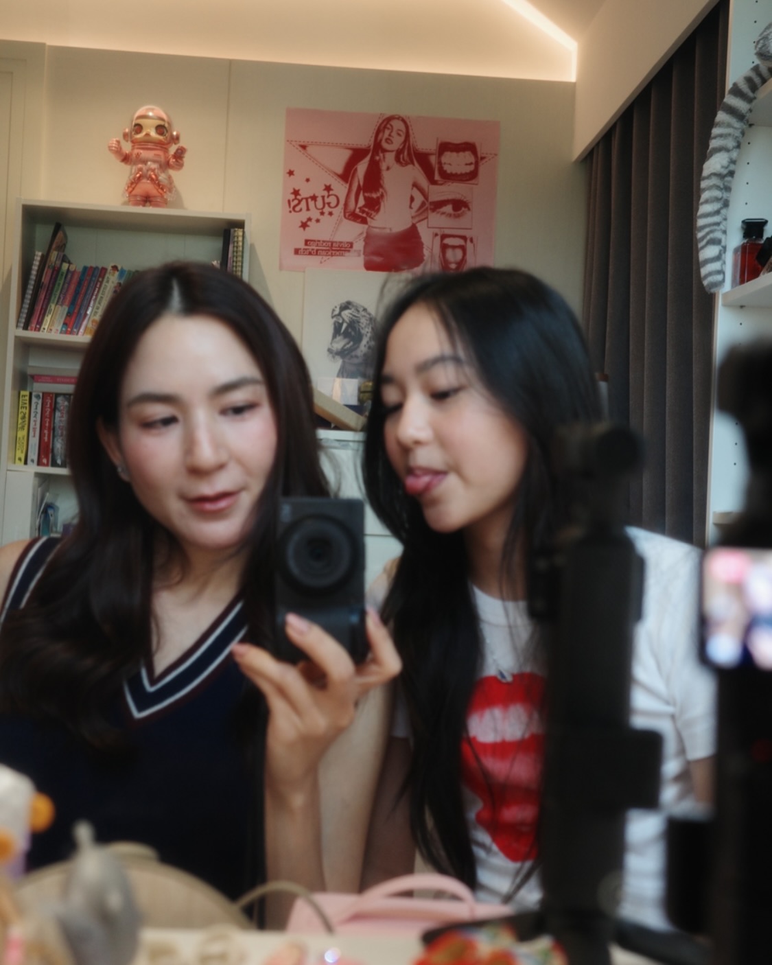 พลอย - ชิดจันทร์ ห่ง