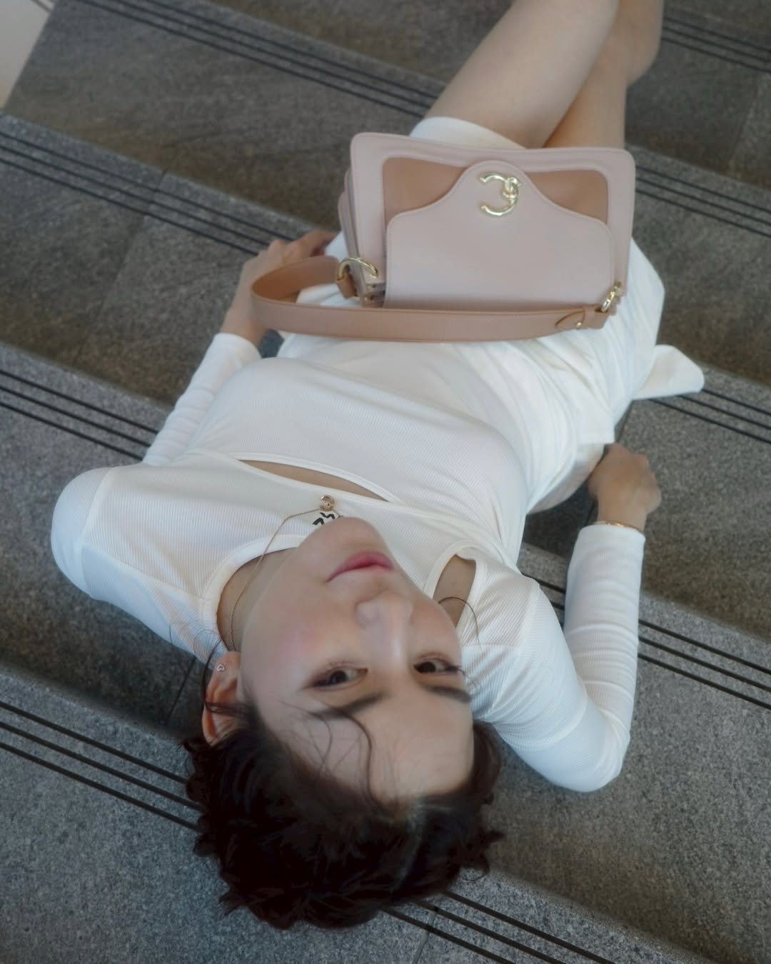พลอย - ชิดจันทร์ ห่ง