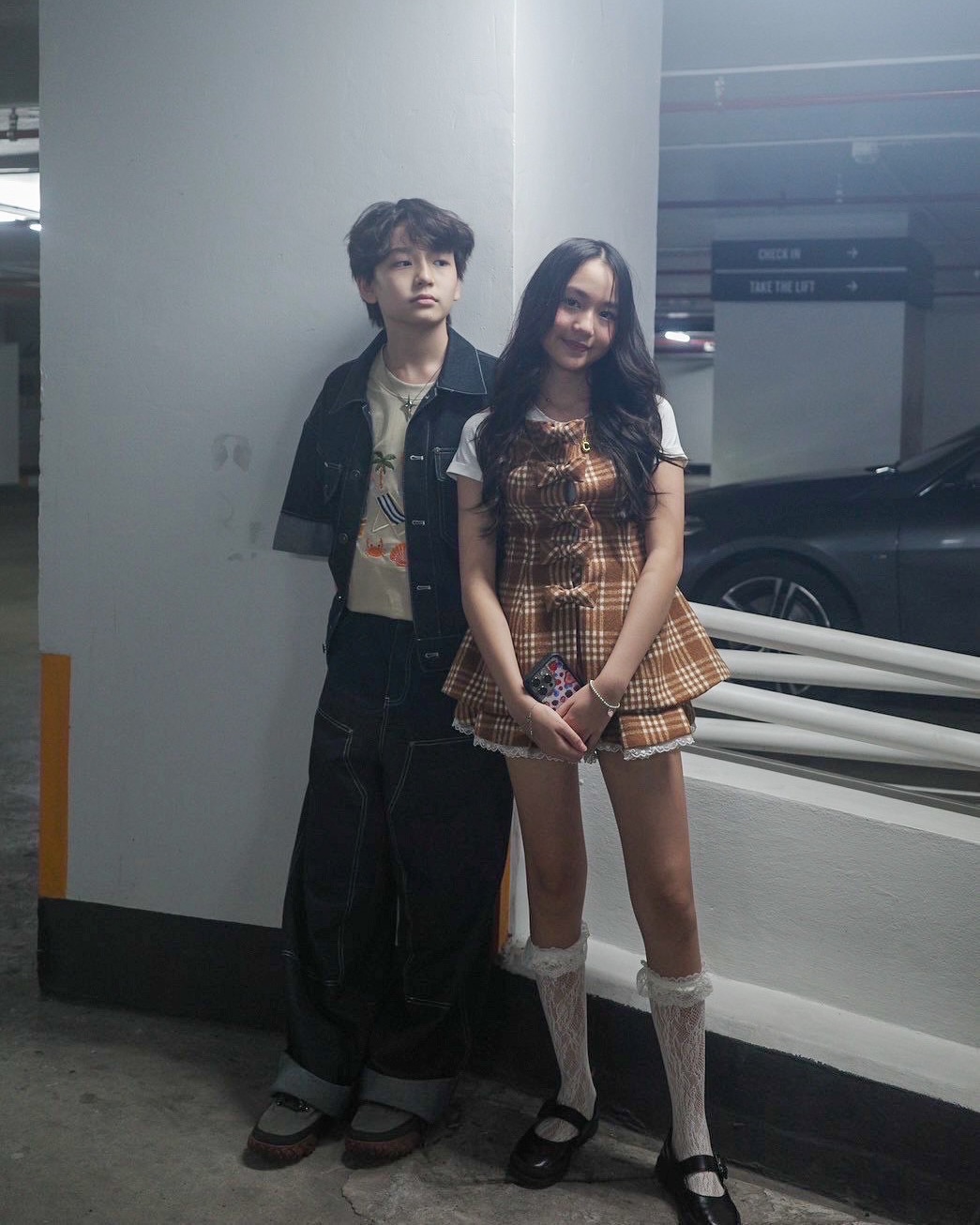 พลอย - ชิดจันทร์ ห่ง