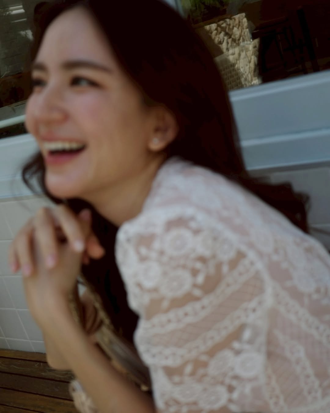 พลอย - ชิดจันทร์ ห่ง