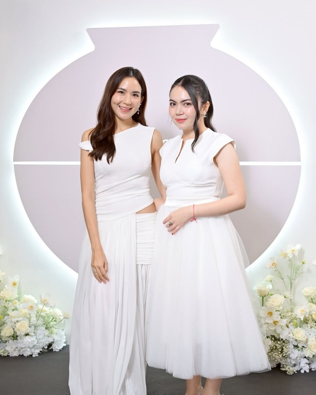 พลอย - ชิดจันทร์ ห่ง