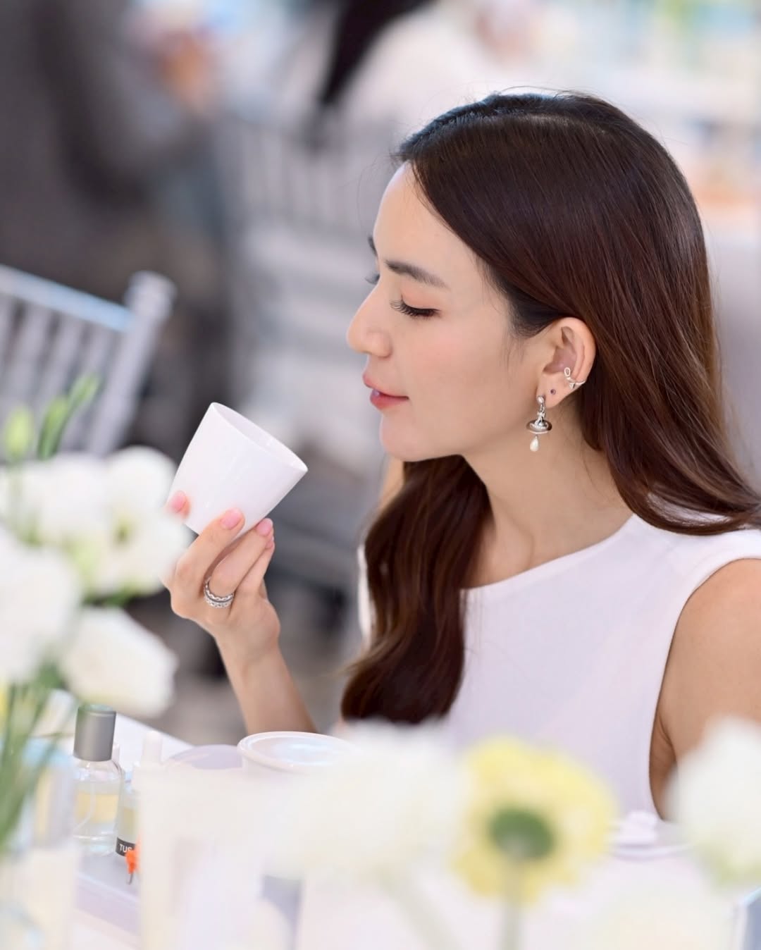 พลอย - ชิดจันทร์ ห่ง