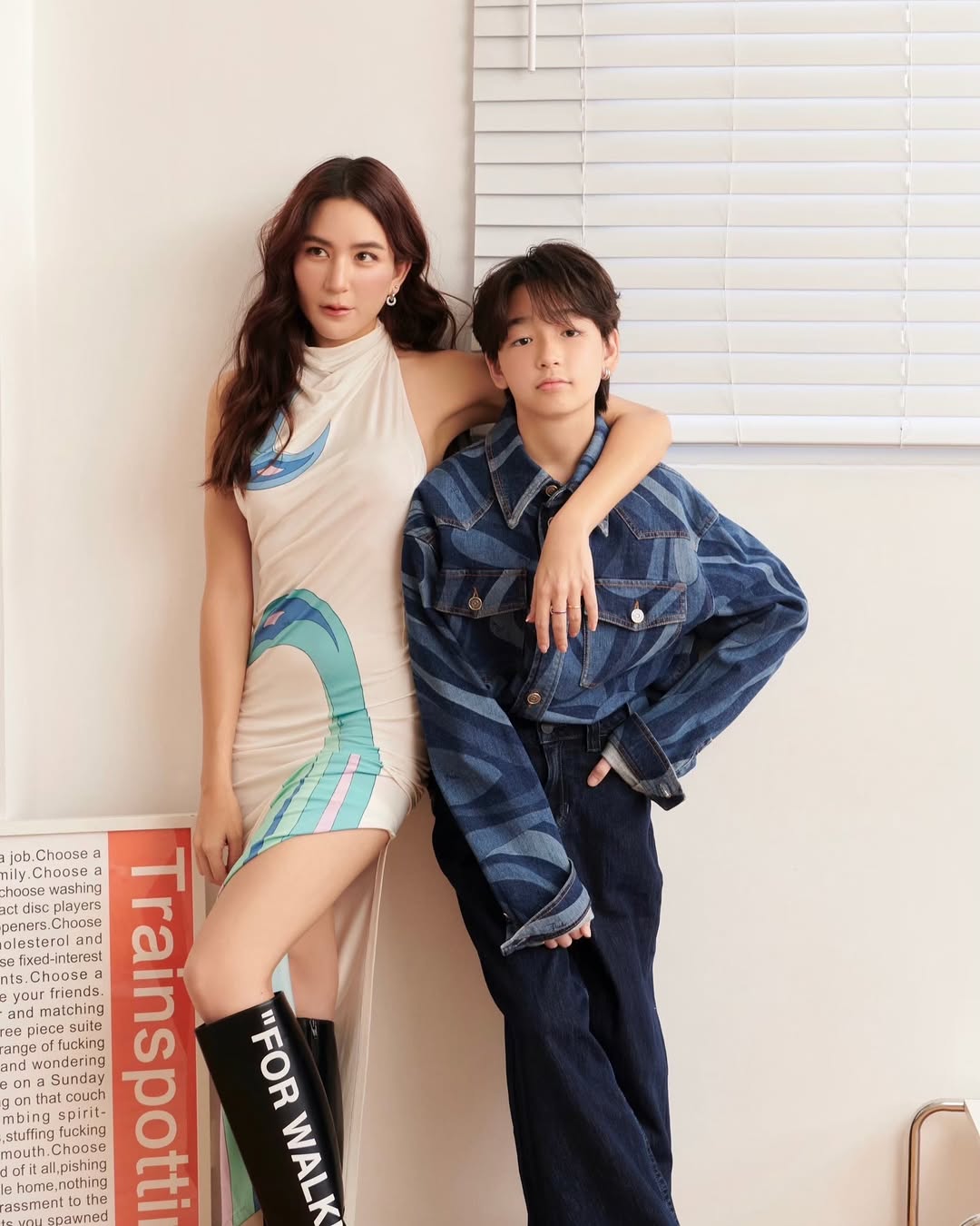 พลอย - ชิดจันทร์ ห่ง