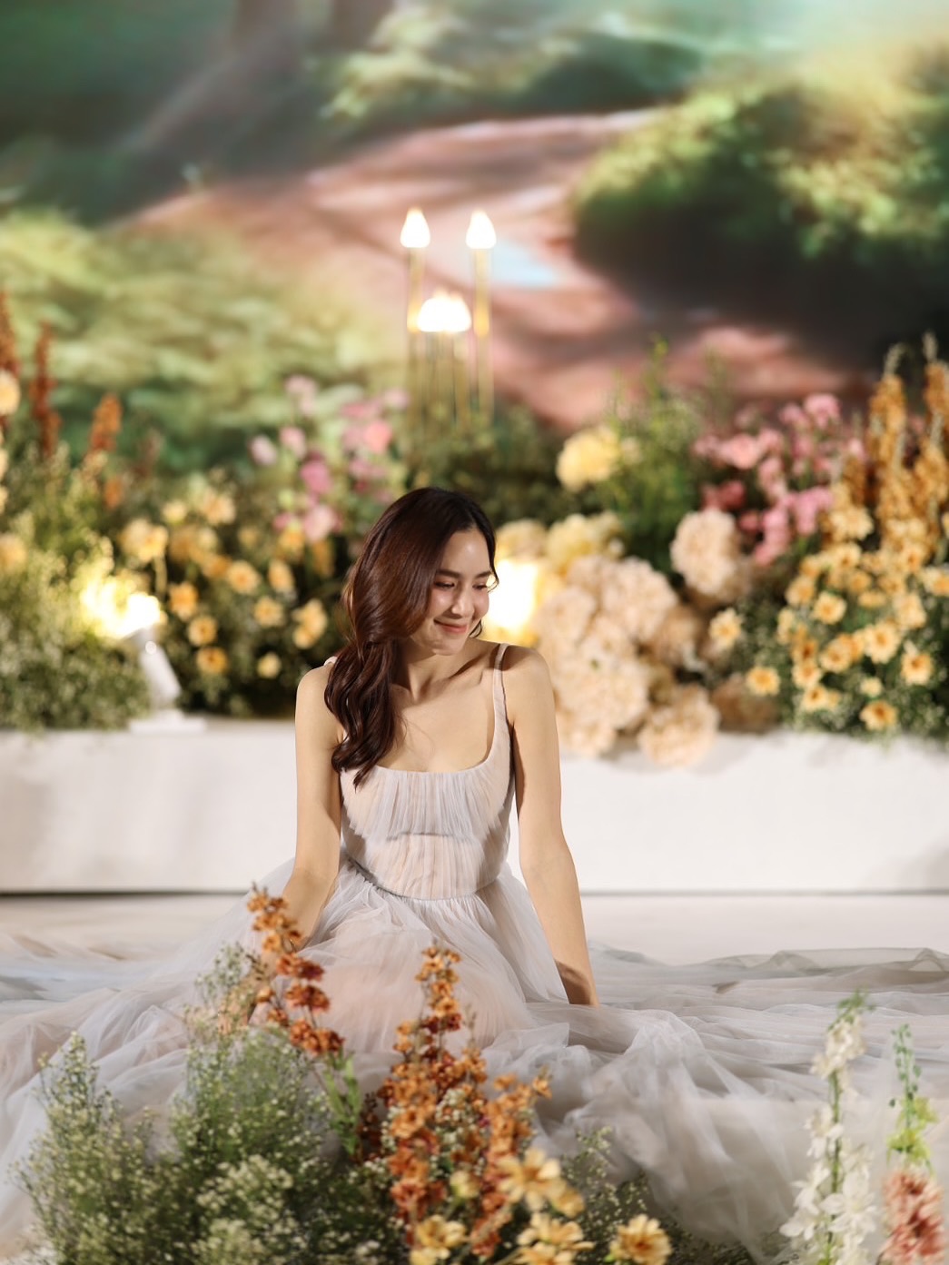 พลอย - ชิดจันทร์ ห่ง