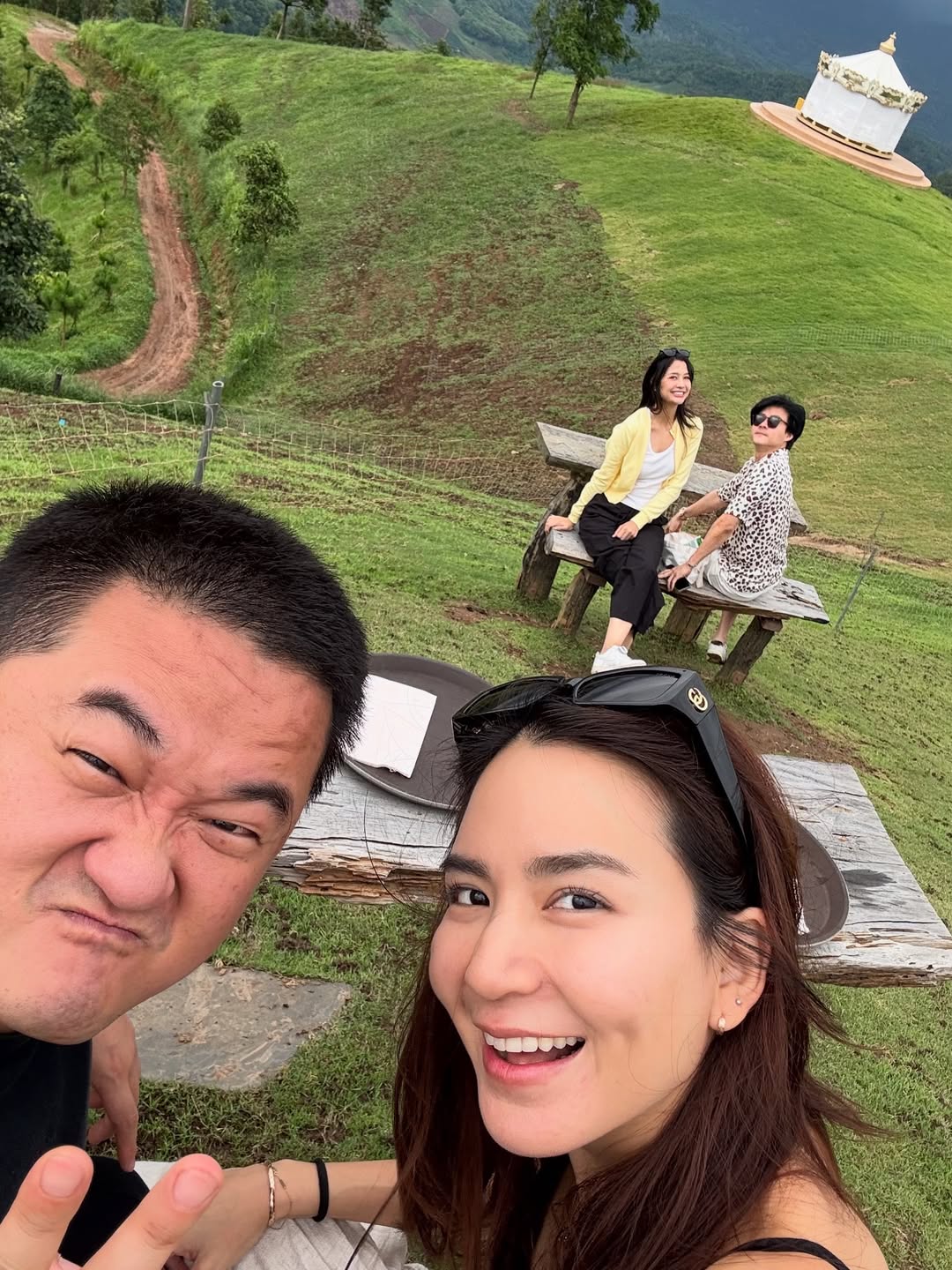 พลอย - ชิดจันทร์ ห่ง