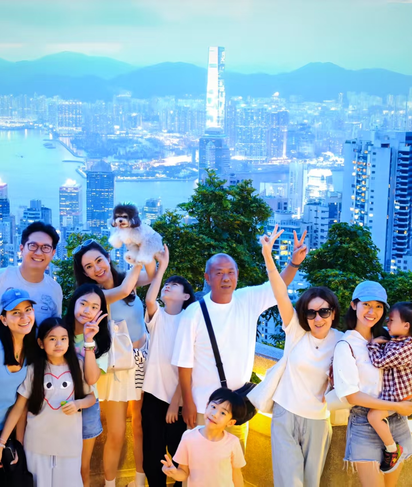 พลอย - ชิดจันทร์ ห่ง