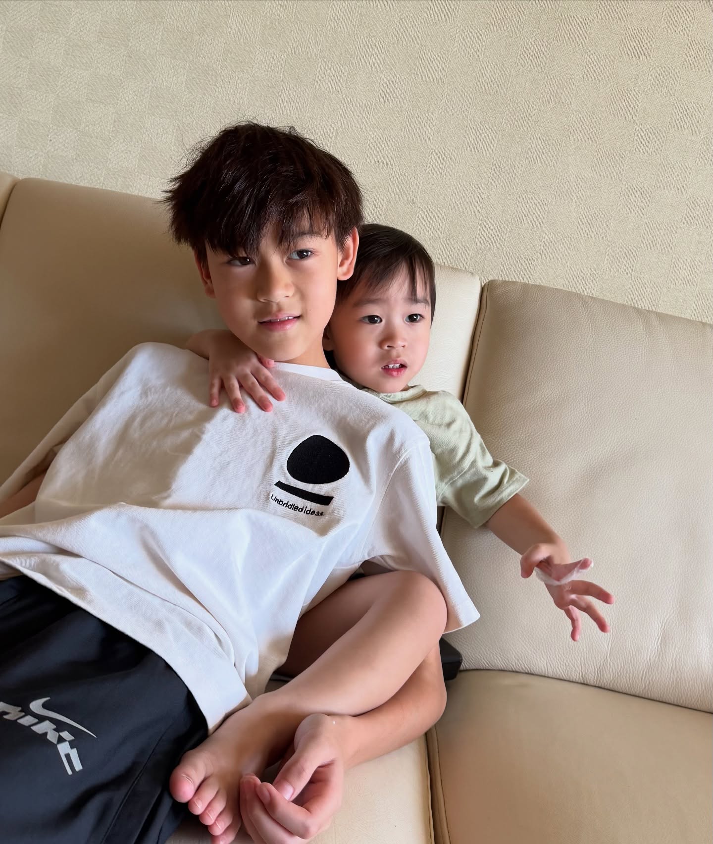 พลอย - ชิดจันทร์ ห่ง