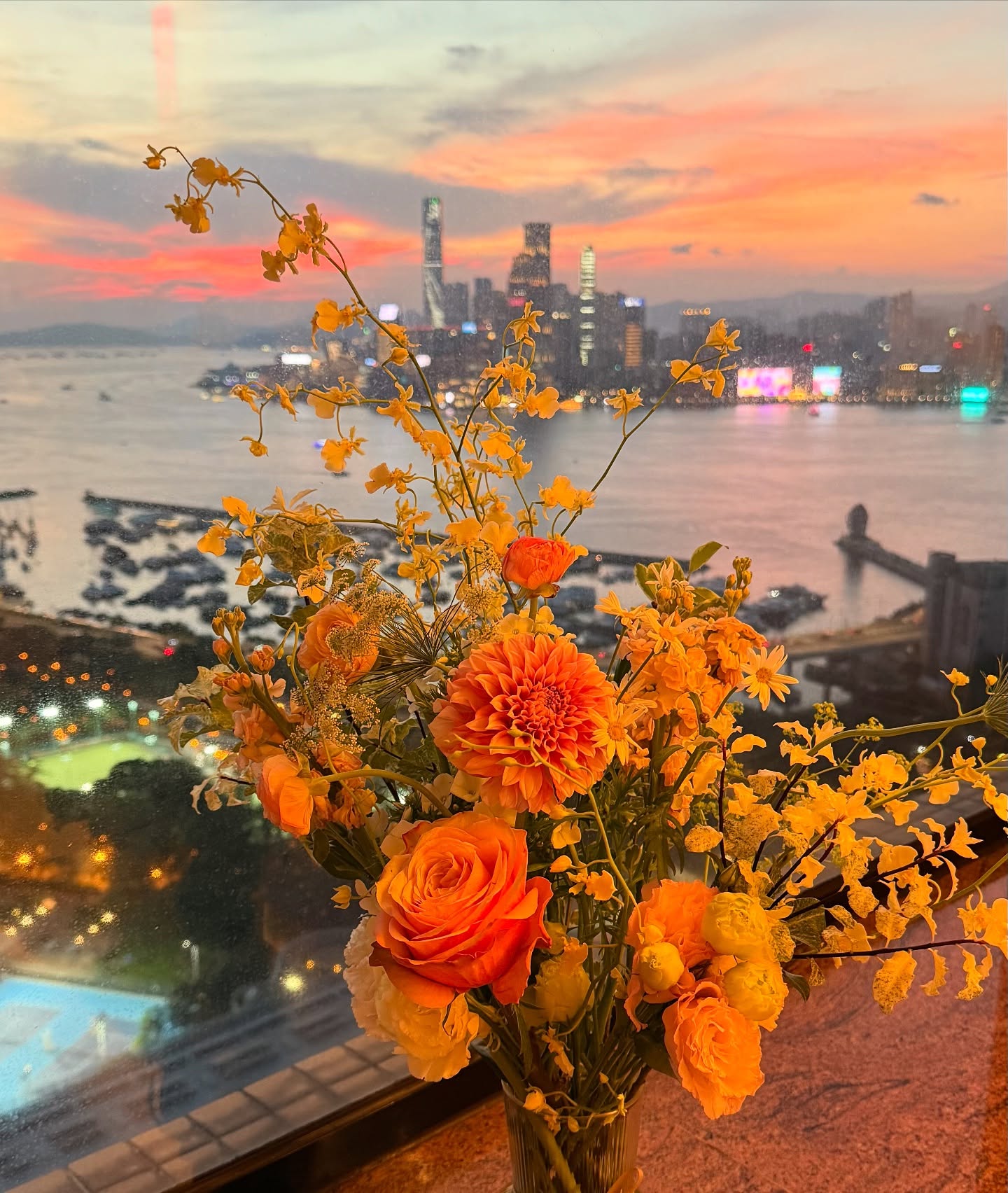 พลอย - ชิดจันทร์ ห่ง