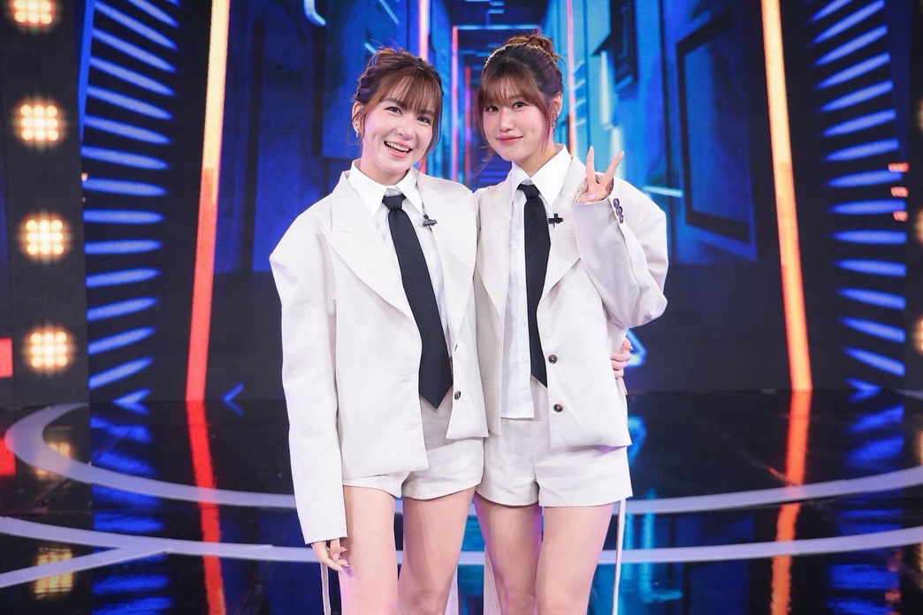 พลอย - ชิดจันทร์ ห่ง