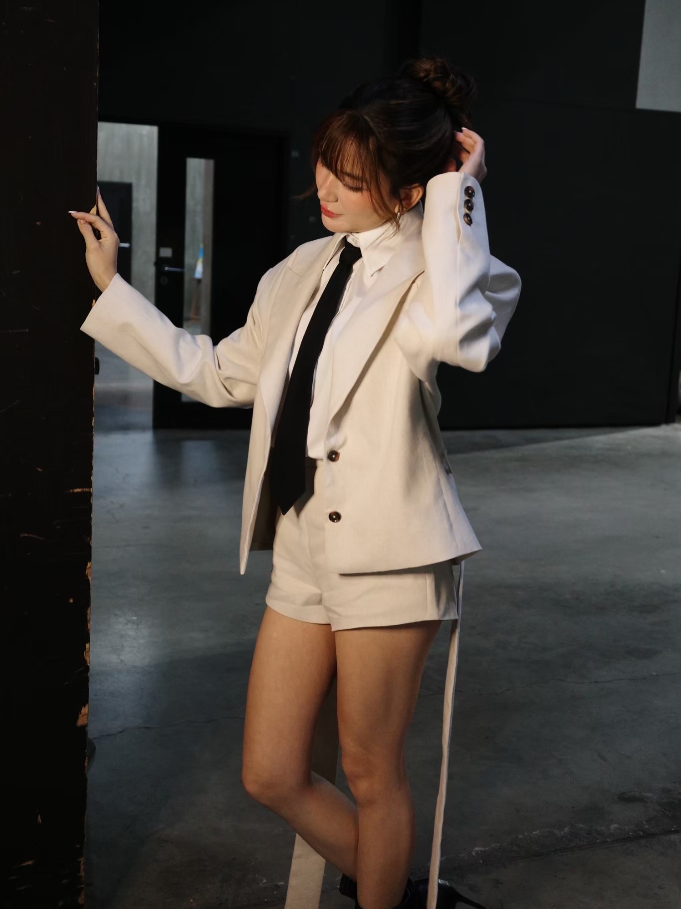 พลอย - ชิดจันทร์ ห่ง