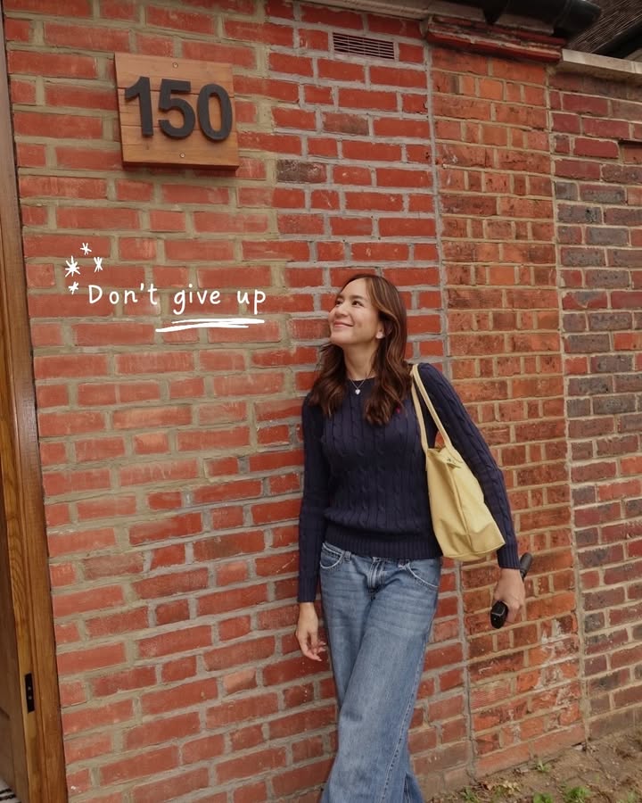 พลอย - ชิดจันทร์ ห่ง