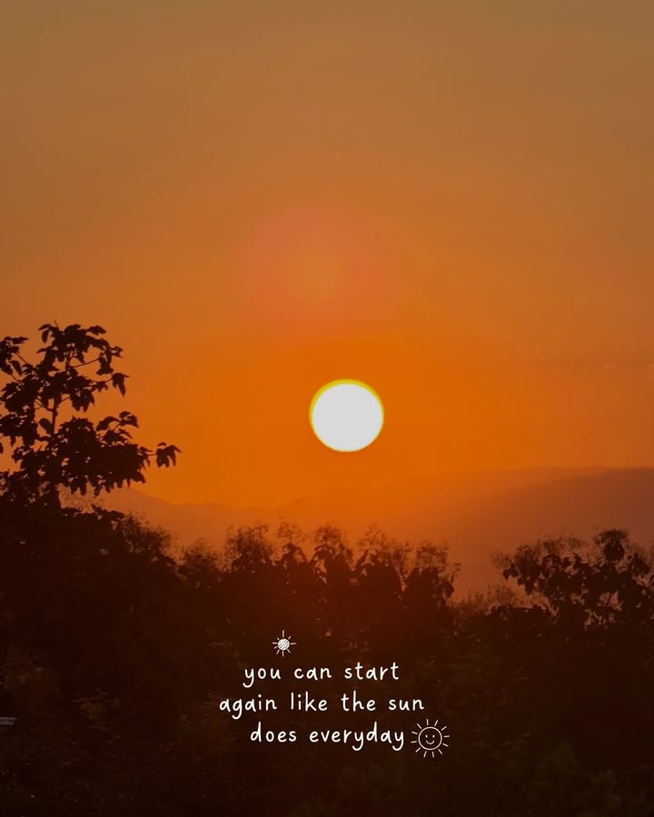 พลอย - ชิดจันทร์ ห่ง