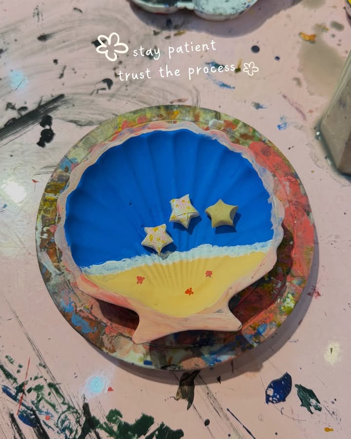 พลอย - ชิดจันทร์ ห่ง