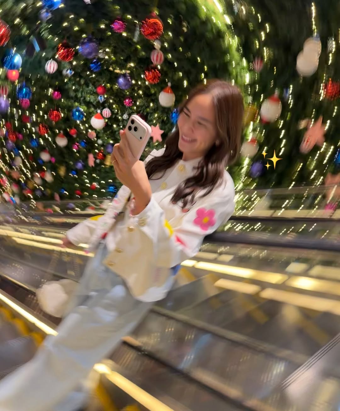 พลอย - ชิดจันทร์ ห่ง