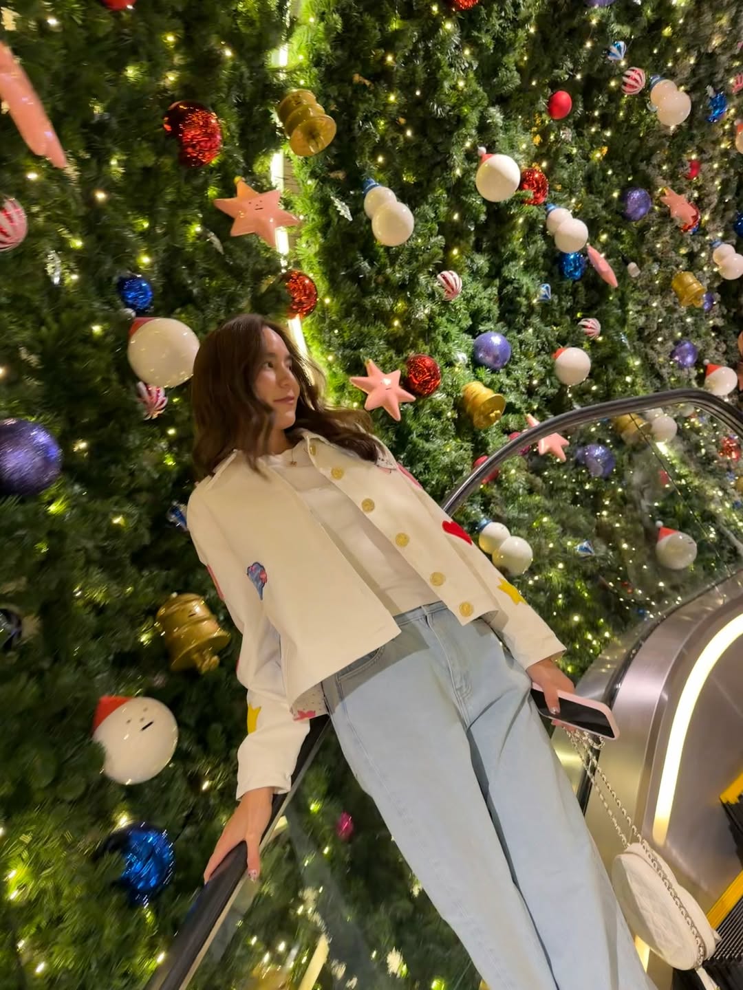 พลอย - ชิดจันทร์ ห่ง